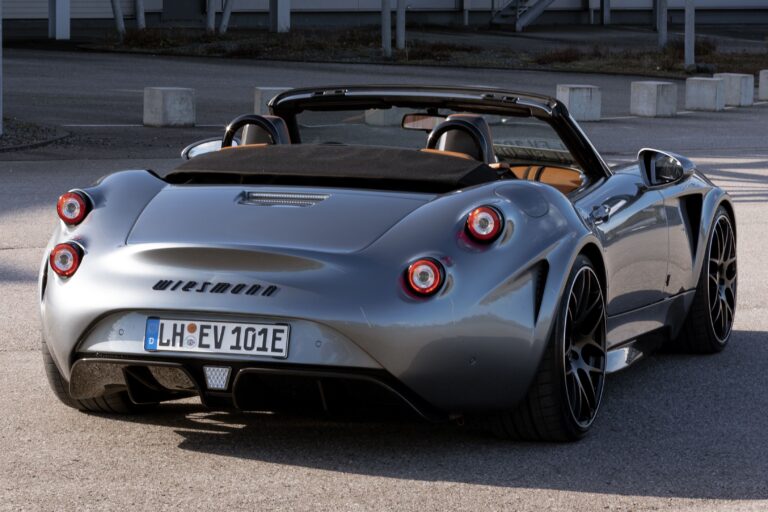 Wiesmann mechanic