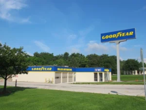 auto repair shop pekin il